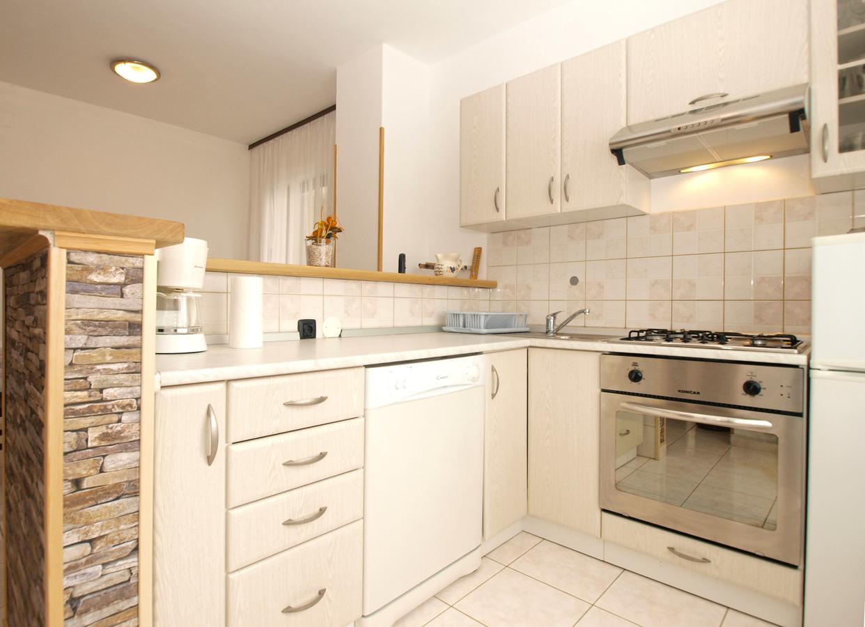 Apartment Dean 1595 Fazana Luaran gambar