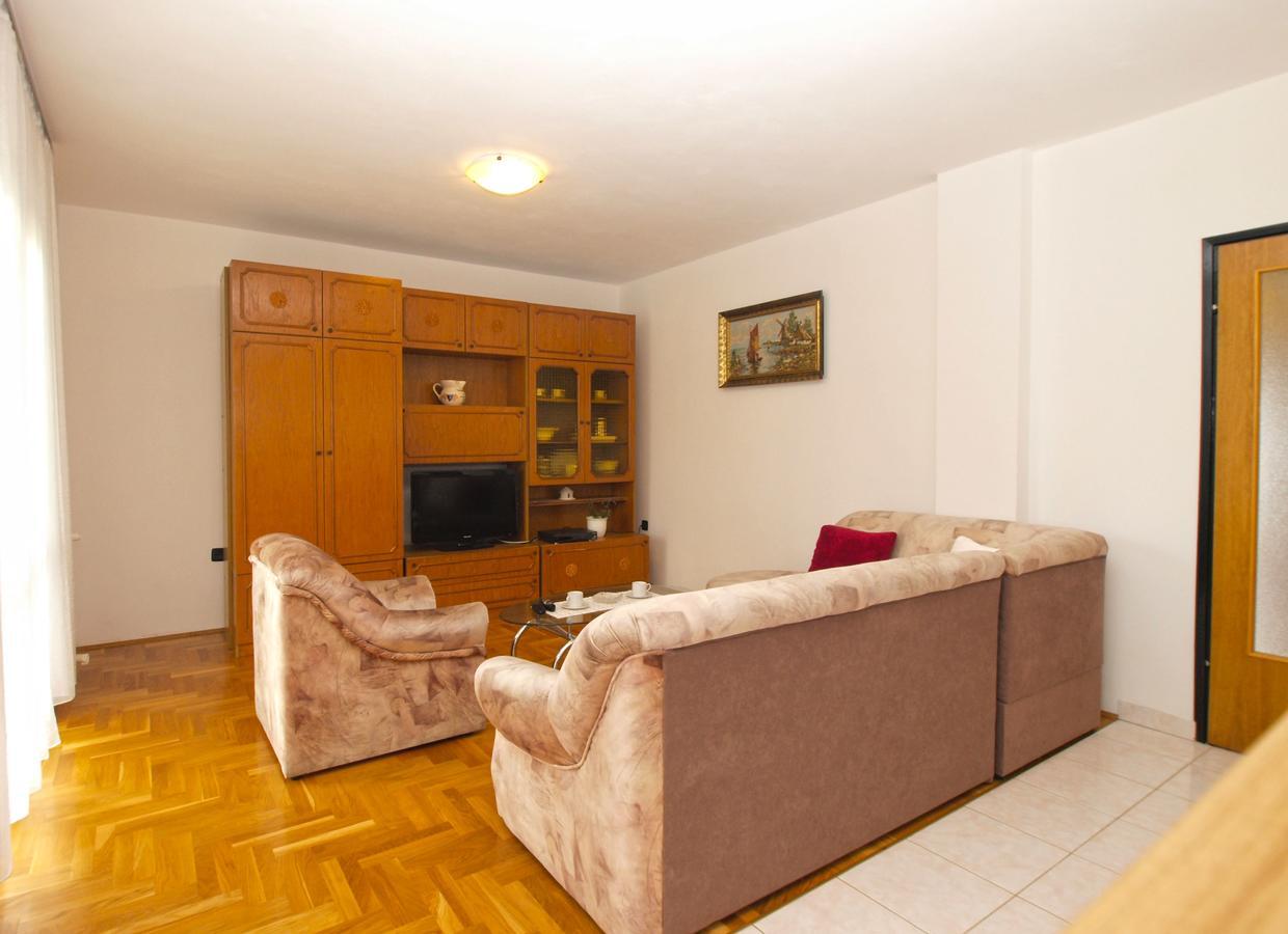 Apartment Dean 1595 Fazana Luaran gambar